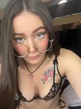 Sara_Sophia20 from StripChat is Freechat