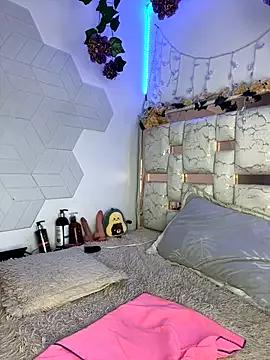 Sara_Sophia420 from StripChat is Freechat