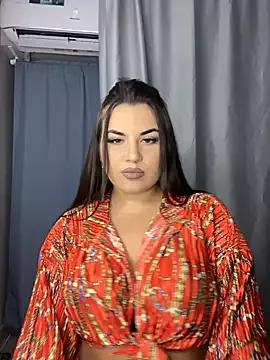 SarahLorenn from StripChat is Freechat