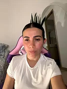 SaraOspinna from StripChat is Freechat
