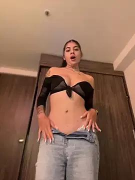 Check-out your craziest wishes with our pick of gaming cams models, featuring big knockers, round tails and tight twats.
