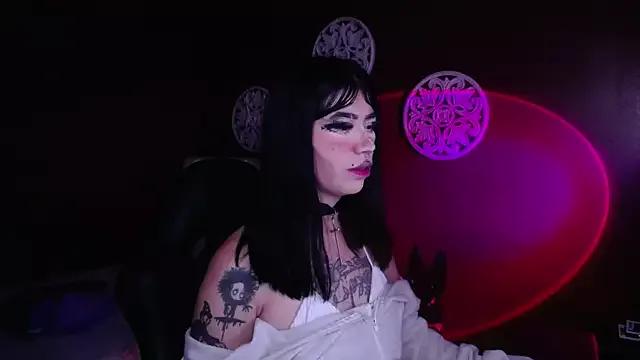 Sarayy_Collins from StripChat is Freechat