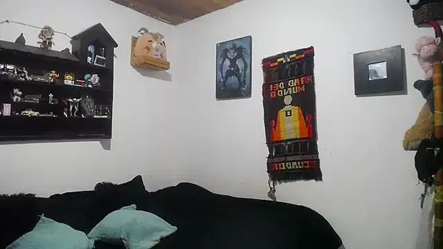 sarayy_collins1 from StripChat is Freechat