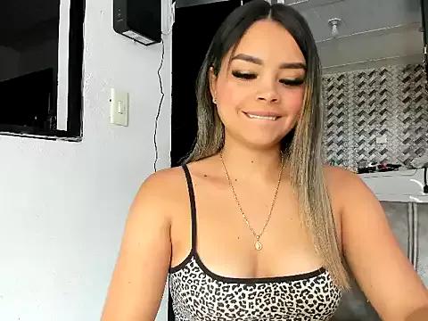 Check-out your craziest wishes with our pick of gaming cams models, featuring big knockers, round tails and tight twats.