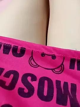 Sasa-squirt from StripChat is Freechat