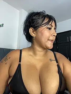 Check-out your craziest wishes with our pick of gaming cams models, featuring big knockers, round tails and tight twats.