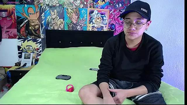 savagesboys from StripChat is Freechat