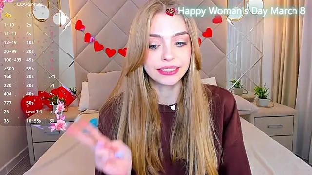 Check-out your craziest wishes with our pick of gaming cams models, featuring big knockers, round tails and tight twats.