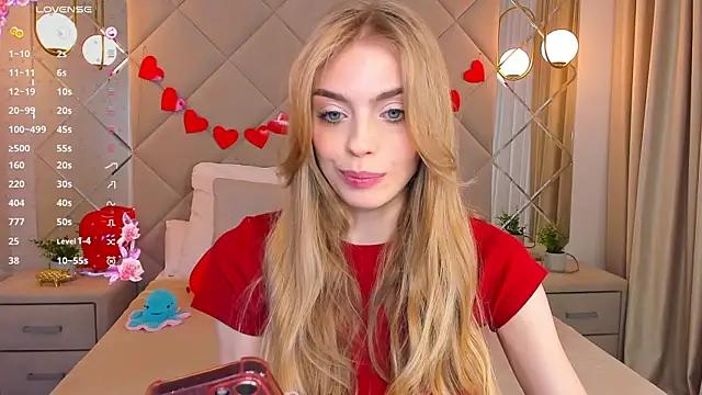 Check-out your craziest wishes with our pick of gaming cams models, featuring big knockers, round tails and tight twats.