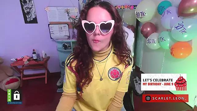 Scarletleon77 from StripChat is Freechat