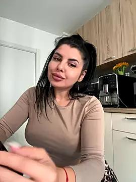 Check-out your craziest wishes with our pick of gaming cams models, featuring big knockers, round tails and tight twats.