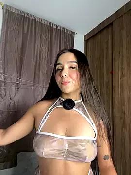 Scarlett05 from StripChat is Freechat
