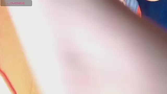 Scarlett_crastrawberry from StripChat is Freechat