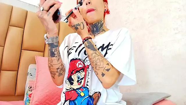 Check-out your craziest wishes with our pick of gaming cams models, featuring big knockers, round tails and tight twats.