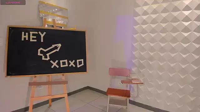 Check-out your craziest wishes with our pick of gaming cams models, featuring big knockers, round tails and tight twats.