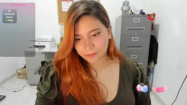 secretarysquirt from StripChat is Freechat