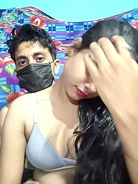 Photos of Seducing_couple from StripChat is Freechat