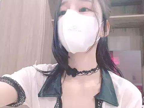 SelenaBella18 from StripChat is Freechat