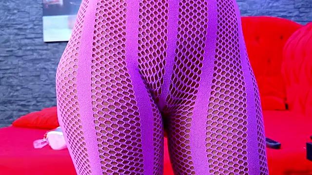 Check-out your craziest wishes with our pick of gaming cams models, featuring big knockers, round tails and tight twats.