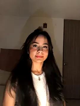 SelinaCatt_ from StripChat is Freechat