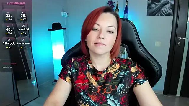 Serena_Woods from StripChat is Freechat