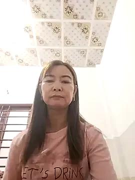 Sexy-ladyboobs20 from StripChat is Freechat