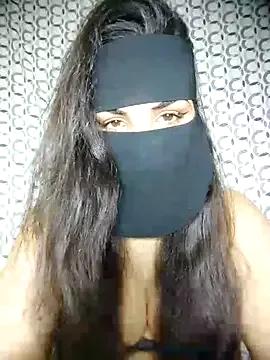 Sexy-Randa from StripChat is Freechat