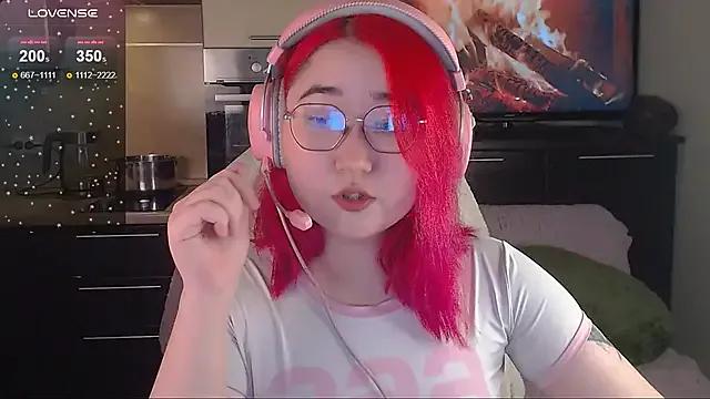 sexy_asian from StripChat is Freechat