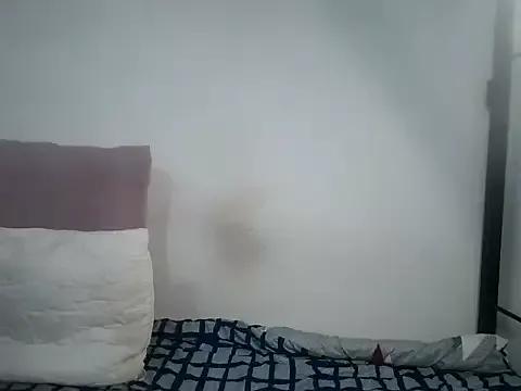 Sexybrowneyesxxx from StripChat is Freechat