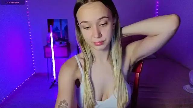 SexyCocobutt from StripChat is Freechat