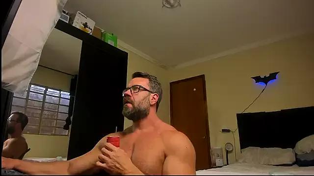 Check-out your craziest wishes with our pick of gaming cams models, featuring big knockers, round tails and tight twats.