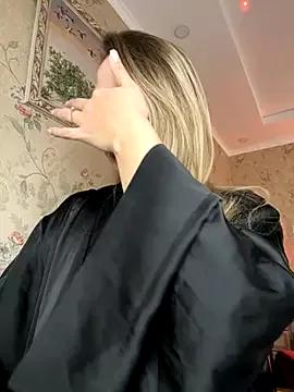 Check-out your craziest wishes with our pick of gaming cams models, featuring big knockers, round tails and tight twats.