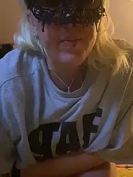 sexylady1983 from StripChat is Freechat