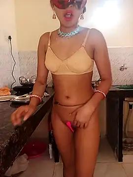 Check-out your craziest wishes with our pick of gaming cams models, featuring big knockers, round tails and tight twats.