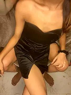 Photos of Sexyunzu_live from StripChat is Freechat