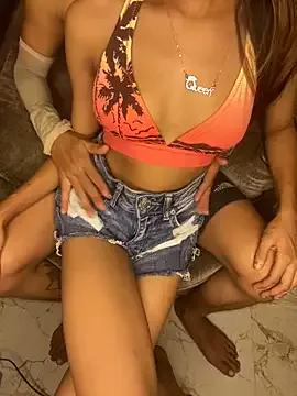 Sexyunzu_live from StripChat is Freechat