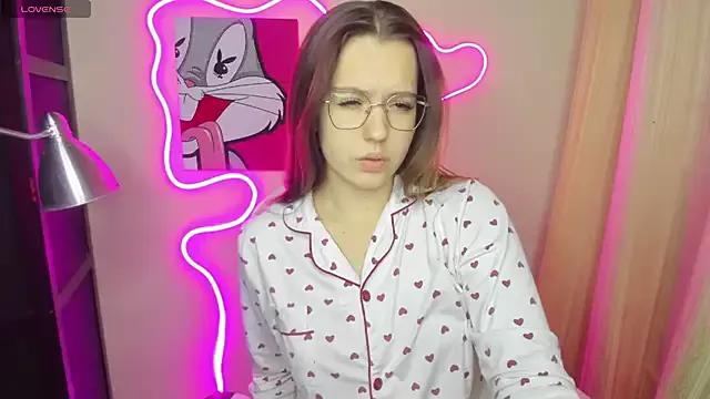 ShalinaMontana from StripChat is Freechat
