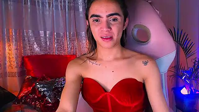 Check-out your craziest wishes with our pick of gaming cams models, featuring big knockers, round tails and tight twats.