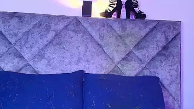 Check-out your craziest wishes with our pick of gaming cams models, featuring big knockers, round tails and tight twats.