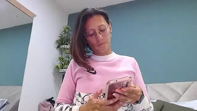 Check-out your craziest wishes with our pick of gaming cams models, featuring big knockers, round tails and tight twats.