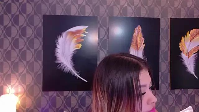 SharomRoss from StripChat is Freechat
