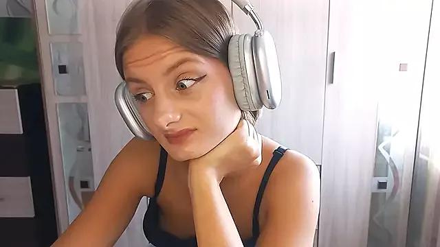 SheilaGate from StripChat is Freechat