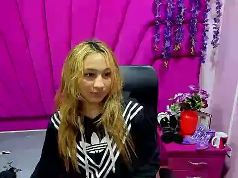 sheily_candy from StripChat is Freechat