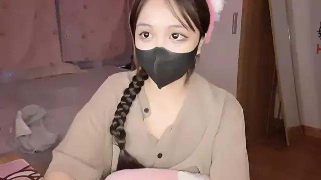 Photos of ShengHan-Barbie from StripChat is Freechat