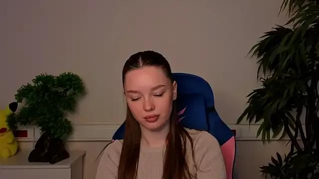 SherryMarshall from StripChat is Freechat