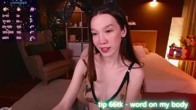 Check-out your craziest wishes with our pick of gaming cams models, featuring big knockers, round tails and tight twats.