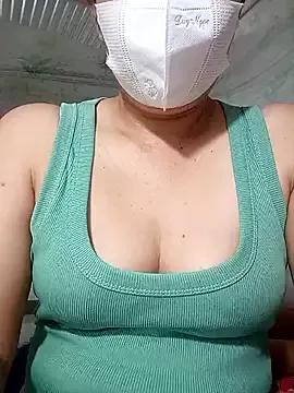Singlee08 from StripChat is Freechat