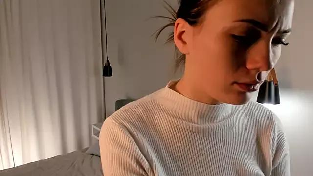 SirenaOstrem from StripChat is Freechat