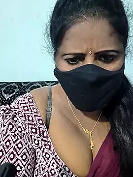 siri_telugutamil from StripChat is Freechat