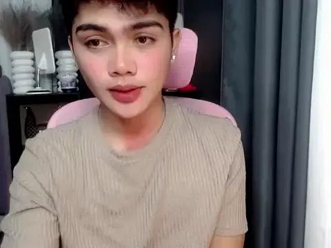 SkinnyKen23 from StripChat is Freechat